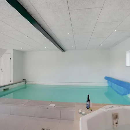 Ayda - 350m From The Sea By Interhome