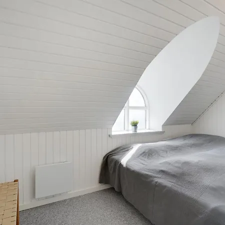 Ayda - 350m From The Sea By Interhome *