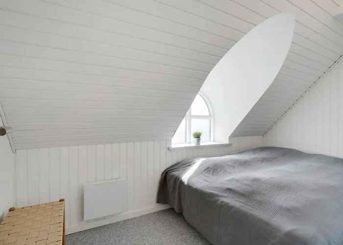 Ayda - 350m From The Sea By Interhome *